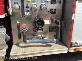This short piece of flex hose and some simple pipe fittings allow pump and roll capability on this 3000 gallon tender.