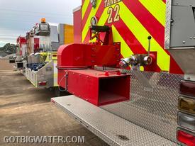 Not all dump chutes are the same height.  Before trying to retrofit an older, rear-dumpling tanker with a swivel chute, check your measurements to ensure the chute will clear the dump tank frame.